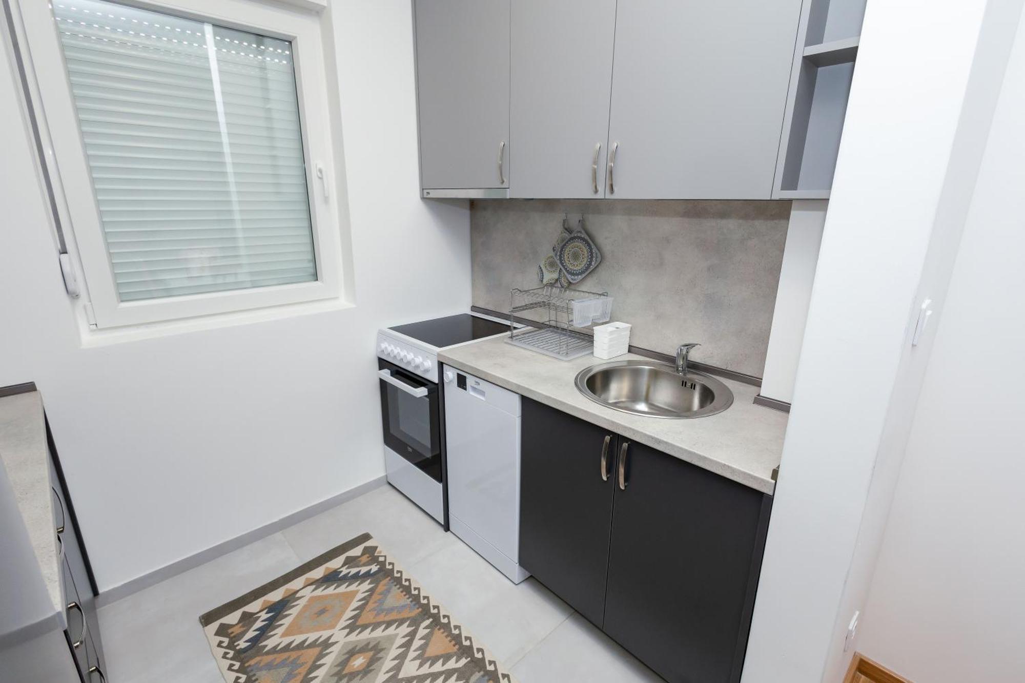 Apartamento Elegant Escape Podgorica Exterior foto